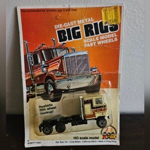 Vintage 1981 Zee Toys Big Rigs Mack Truck. Die-Cast Semi. #29171 MOC.